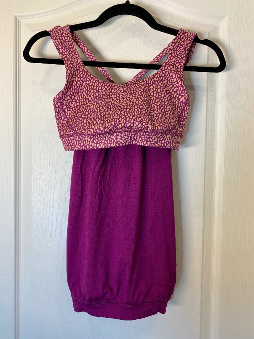 Lululemon No Limits Style Yoga Tank Built-In Bra Size 4 Plum Coral Activewear